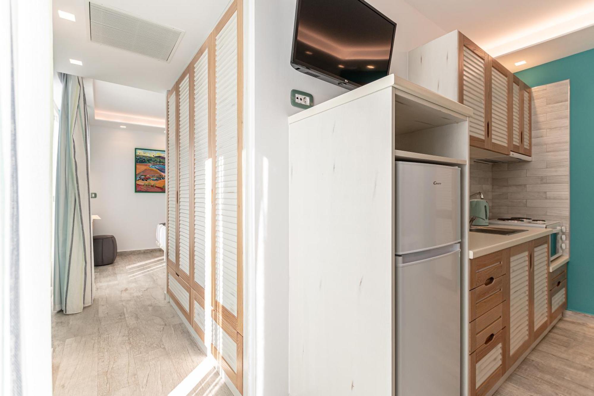 Mariet Naxos Spa & Suites Naxos City Bagian luar foto